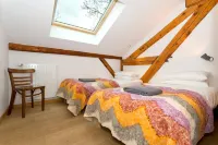 Hideout Hostel Hotels in Morzine