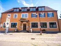 Hotel Restaurant Kaiserstuehler Hof Hotels in Breisgau-Hochschwarzwald