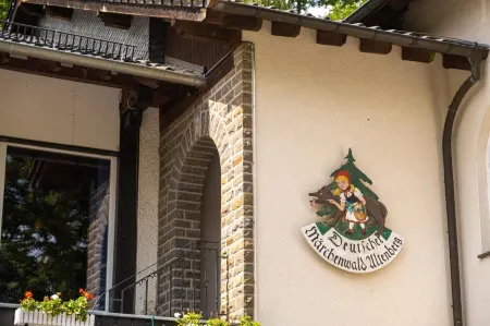 Maerchenwald Altenberg Gmbh & Co KG Отели в г. Оденталь