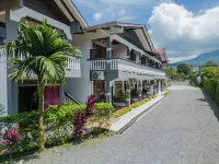 Hotel Sierra Arenal فنادق في 