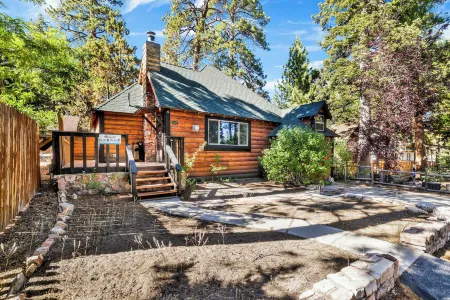 Maltby Modern Log Cabin #2307