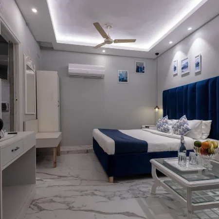 Hotel Downtown Отели рядом с достопримечательностью «Сад Роз»