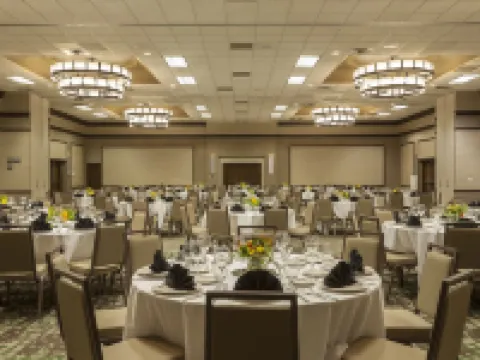 亞羅公園城希爾頓逸林酒店 帕克城酒店