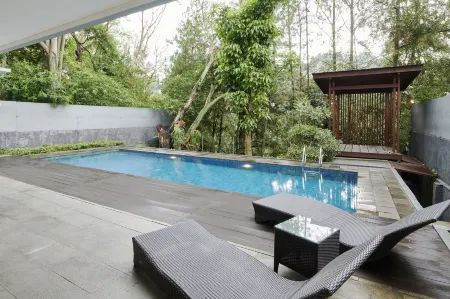 Hikari Hill View Villa 7 Bedrooms with a Private Swimming Pool and Billiard