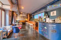 Hostel Mondpalast - Bar