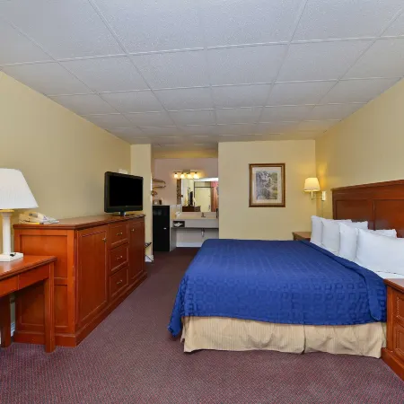 Americas Best Value Inn Hillsboro