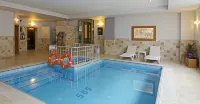 Garden of Sun Hotel - Pools