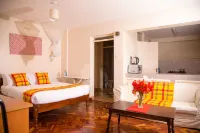Njema Court Apartment - Parkplatz