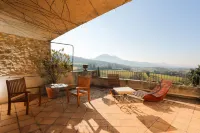 La Treille Muscate Hotels in Les Tourrettes