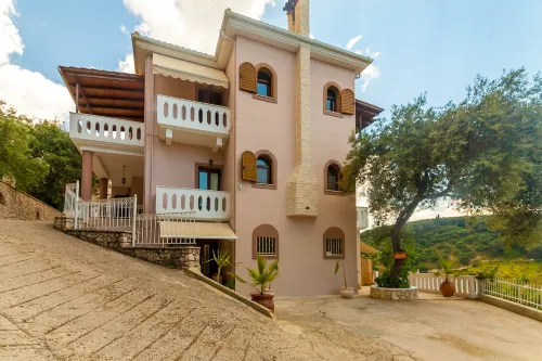 Views Apartments & Suites Hotels in Parga