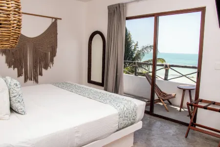 Hau Holbox, Oceanfront Boutique Hotel Отели рядом с достопримечательностью «Playa Holbox»