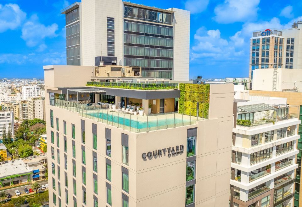 Hotel Courtyard Santo Domingo Piantini, Exterior, Hotel Exterior
