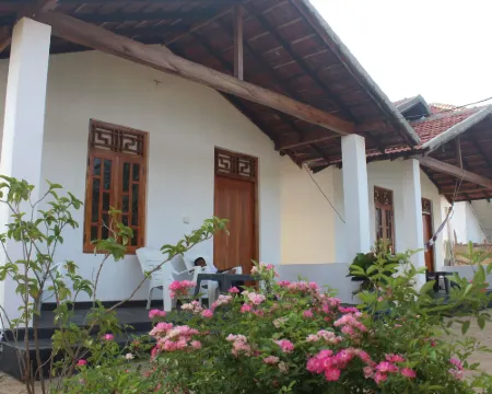 De Perla Resort Hotels in Ampara
