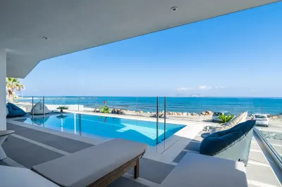 Dia's Blue 8 Bedrooms Seafront Villa