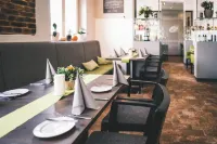 Zieglers Restaurant & Pension - Breakfast
