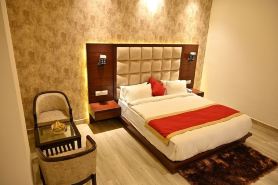 Aakriti Clarks Inn Express