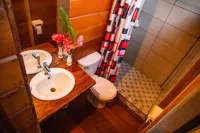 Chomi House Tambopata Hotels in Puerto Maldonado