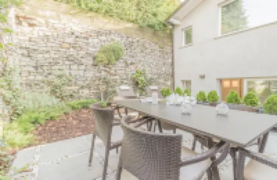 Il Giardino di Alice Hotels near Hotel Villa Cipressi, by R Collection Hotels