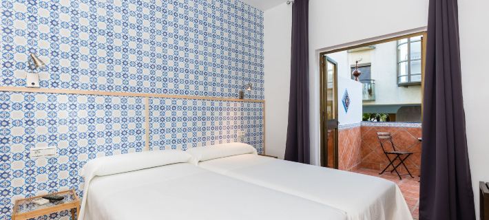 Hostal Guadalupe by Torremolinosline Hotels in Torremolinos