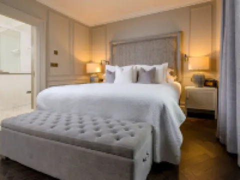 The Victoria Hotels near Ross Castle