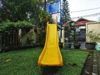Rumah Tawa Hotel Syariah Hotels in Sumur Bandung