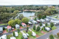 Nrma Ballarat Holiday Park - parkir