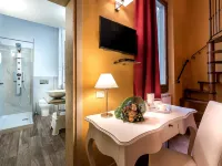 Residenza Conte di Cavour & Rooftop Hotels near Piazza della Signoria