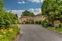 Echo Mountain Inn Hotels in Laurel Park
