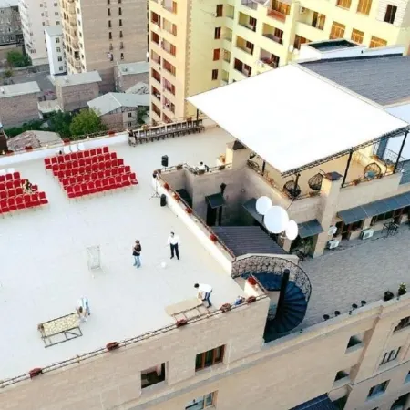 14 Floor Hotel