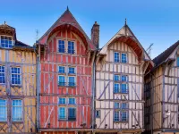 Appart'Hôtel de la Tour Hotels near Synagogue Rachi Troyes