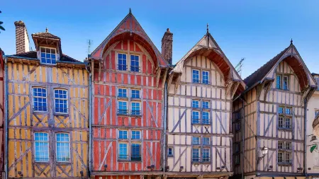 Appart'Hôtel de la Tour Отели в г. Ла-Ривьер-де-Кор