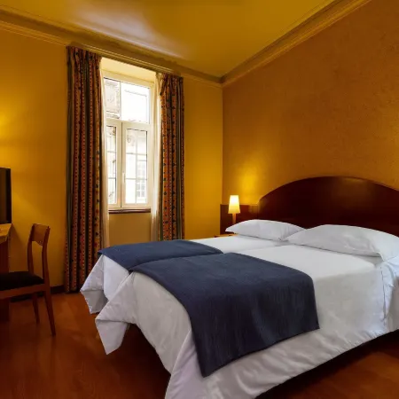 Hotel Internacional Porto Отели рядом с достопримечательностью «Авенида-дос-Альядос»