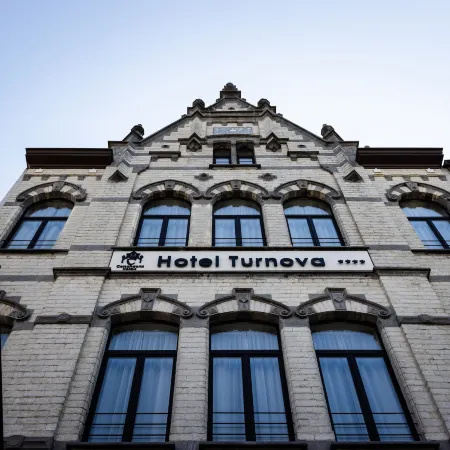 Corsendonk Turnova