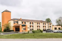 Days Inn by Wyndham Flint / Bishop International Airport Hotels near Kids Foot Locker