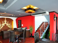 Chalelarn Hotel Hua Hin Hotel dekat Dermaga Hua Hin
