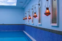 Wellborn Luxury Hotel - Beach