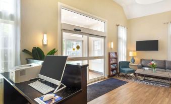 Best Western Plus Cold Spring