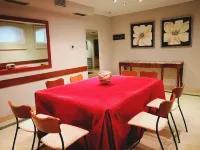 Suites Barrio de Salamanca Hotel berhampiran Serrano