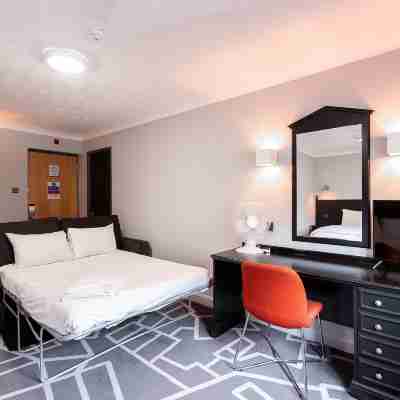 Village Hotel Liverpool Rooms