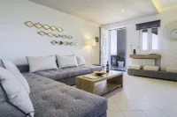 Talos Luxury Suites Hotels in Akrotiri