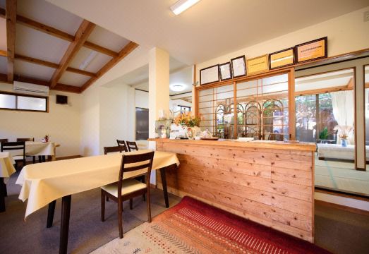 코토 노 카신의 다다미 객실