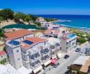 Porto Planos Beach Hotel - Parkplatz
