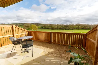 Feldon Valley Hotels in Sutton-under-Brailes