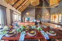 Dinkweng Safari Lodge Hotels in Lephalale Local Municipality