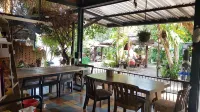Rayonghouse Resort