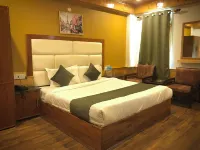 The Avenue River Side Hotel - Near Volvo Bus Stand Manali - 발코니
