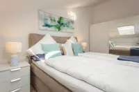 Luxury Apartment Anto with Sea View and Balcony - 4-Star