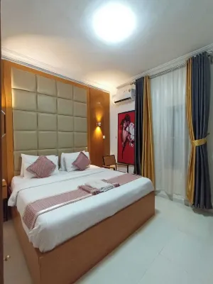 AJ's Hotel & Suites