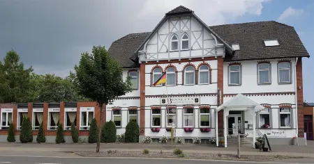 Bennetts Restaurant Und Hotel Отели в г. Нетгау