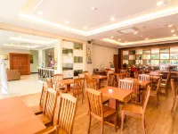 Blitz Hotel Batam Centre Hoteles cerca de Centro comercial Mega Mall Batam Centre
